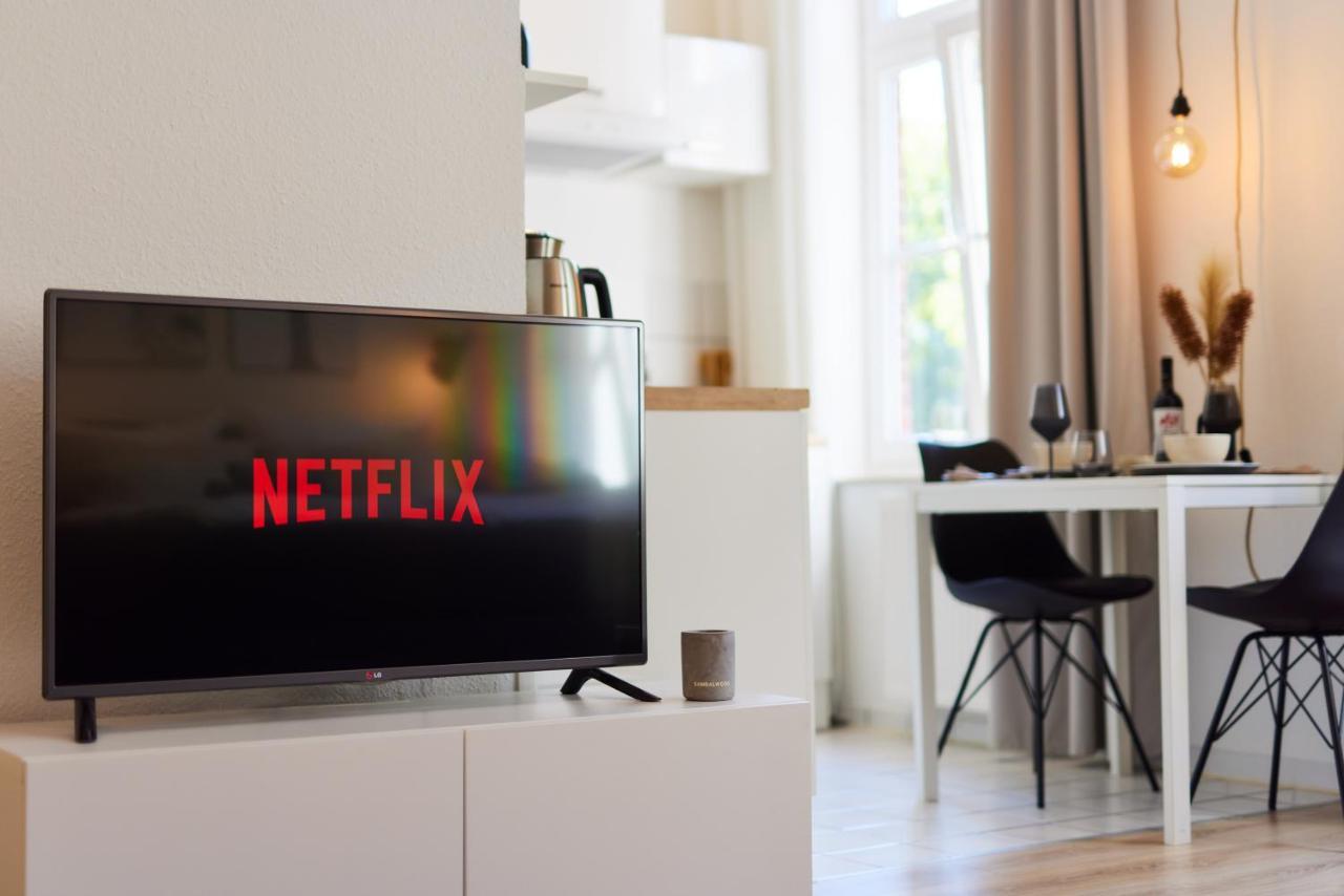 DELUXE APARTMENT 3 - zentral, Parkplatz, NETFLIX Bad Oeynhausen Exterior foto