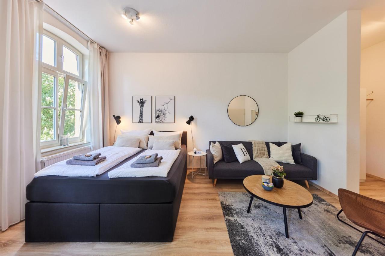 DELUXE APARTMENT 3 - zentral, Parkplatz, NETFLIX Bad Oeynhausen Exterior foto