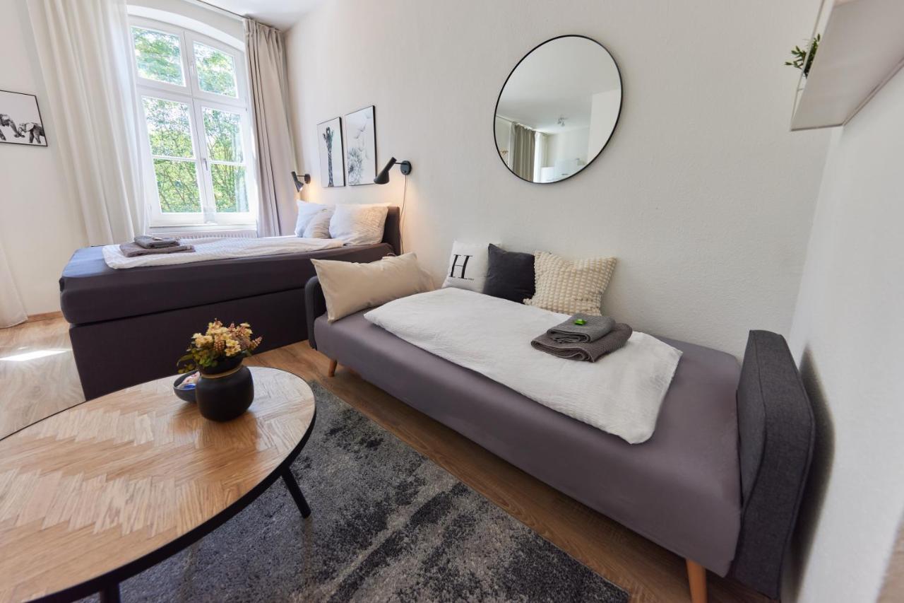 DELUXE APARTMENT 3 - zentral, Parkplatz, NETFLIX Bad Oeynhausen Exterior foto
