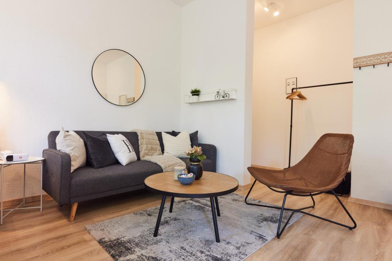 DELUXE APARTMENT 3 - zentral, Parkplatz, NETFLIX Bad Oeynhausen Exterior foto